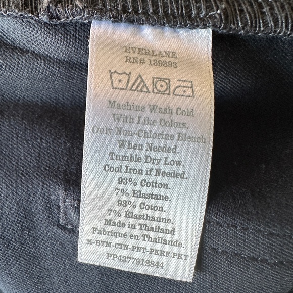 Everlane Stretch 5-Pocket Pant – 36 x 32 (Navy) - Picture 4 of 5